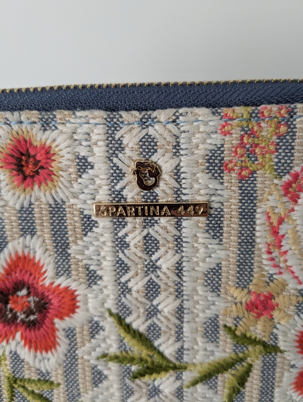 Spartina 449 - Floral Wristlet - Picture 4 of 10
